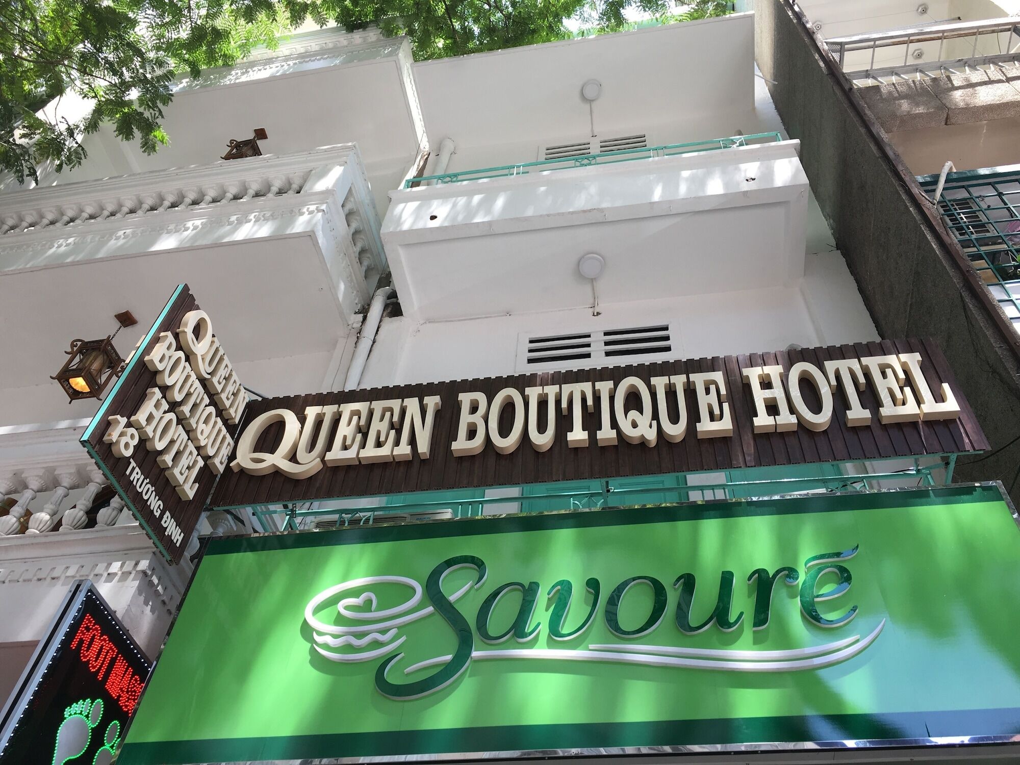 Queen Boutique Hotel Ho Chi Minh-staden Exteriör bild